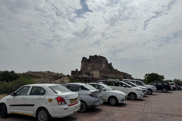 6 to 7 vehicles in front of Mehrangarh Fort in Jodhpur, Rajasthan